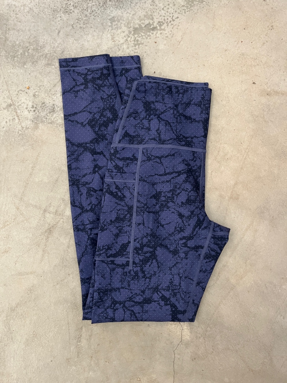 New Balance Navy and Black Marble-Print Leggings